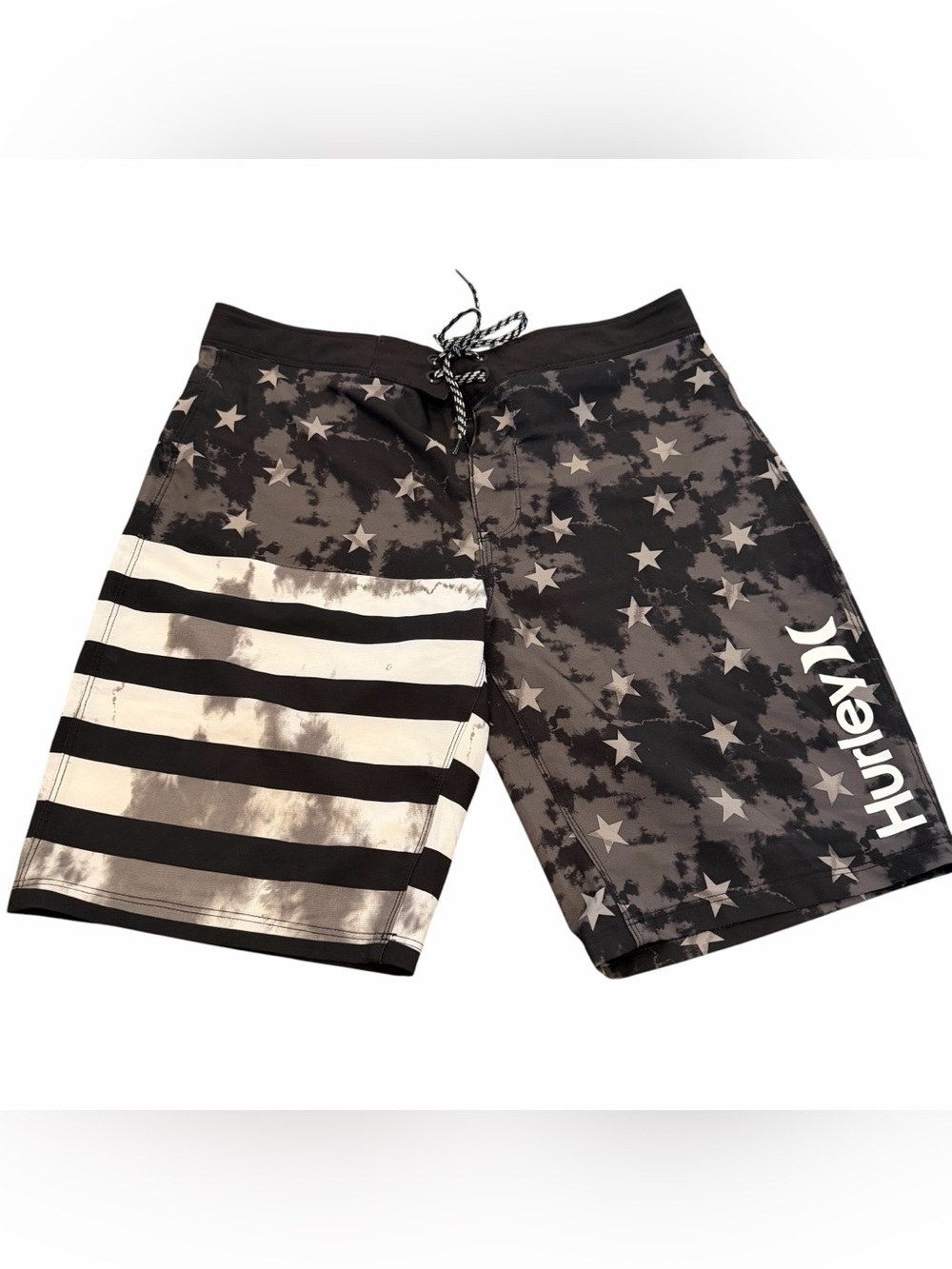 Hurley Men's Phantom Patriot Cheers 20" Board Shorts. ®